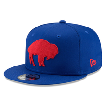 Load image into Gallery viewer, Buffalo Bills New Era Throwback 9FIFTY Adjustable Snapback Hat - Royal