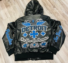 Load image into Gallery viewer, JORDAN CRAIG DETROIT BOMBER JACKET W/ HOOD (BLACK)