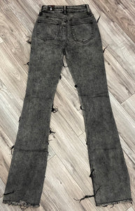 RED FOX WOMEN'S STACKED FRAYED DENIM PANTS PA4454 (ACID BLACK)