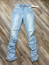 Load image into Gallery viewer, REDFOX WOMEN&#39;S 5 POCKET DENIM STACKED JEANS PA4462 (LT. BLUE)