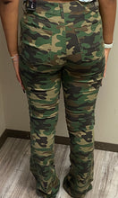 Load image into Gallery viewer, REDFOX WOMEN&#39;S HEAVY TWILL STACKED PANTS PA4435 (WOODLAND)