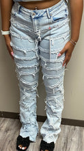 Load image into Gallery viewer, RED FOX WOMEN&#39;S STACKED FRAYED DENIM PANTS PA4454 (ACID BLUE)