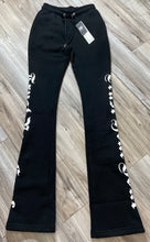 Load image into Gallery viewer, REDFOX &quot;TRUST YOUR SOUL&quot; FLEECE CROP JACKET W/ STACKED PANTS (BLACK)