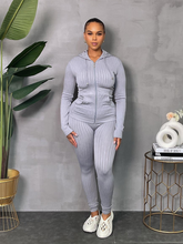 Load image into Gallery viewer, ACCESS LADIES SEAMLESS 2PC ACTIVEWEAR ZIP-UP HOODIE &amp; LEGGING SET  (ONE SIZE)