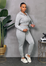 Load image into Gallery viewer, ACCESS WOMEN&#39;S 2PC ACTIVEWEAR ZIPDOWN CROP/JOGGER OUTFIT SET (HEATHER GREY)