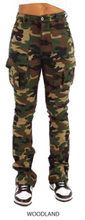 Load image into Gallery viewer, REDFOX WOMENS CROP CAMO HOODIE &amp; CAMO STACKED PANTS SET (PL5454)