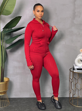 Load image into Gallery viewer, ACCESS LADIES SEAMLESS 2PC ACTIVEWEAR ZIP-UP HOODIE &amp; LEGGING SET  (ONE SIZE)