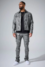 Load image into Gallery viewer, JORDAN CRAIG STACKED &quot;SYIP THRILLER&quot; CARGO PANTS (CHARCOAL)