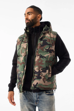 Load image into Gallery viewer, JORDAN CRAIG PUFFER VEST VINTAGE CAMO