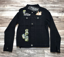 Load image into Gallery viewer, MOTIVE DENIM &quot;MIND OF A HUSTLER&quot; DENIM JACKET (BLACK)