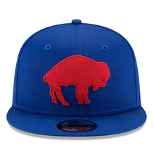 Load image into Gallery viewer, Buffalo Bills New Era Throwback 9FIFTY Adjustable Snapback Hat - Royal