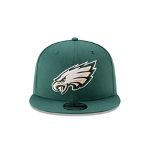 Load image into Gallery viewer, Philadelphia Eagles New Era 9FIFTY Snapback Hat - Midnight Green