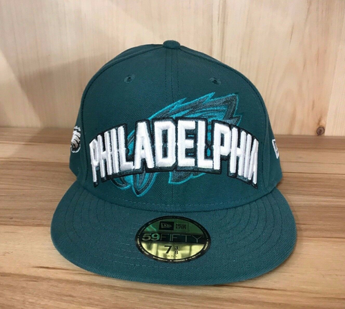 PHILADELPHIA EAGLES NEW ERA FITTED HAT ON FIELD - MIDNIGHT GREEN