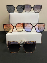 Load image into Gallery viewer, WOMEN SUNGLASSES (KIERSTON)