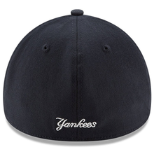 Load image into Gallery viewer, New York Yankees New Era MLB Team Classic Game 39THIRTY Flex Hat - Navy