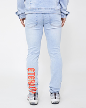 Load image into Gallery viewer, ETERNITY &quot;CHIEF&quot; DENIM JEANS (LIGHT WASH)